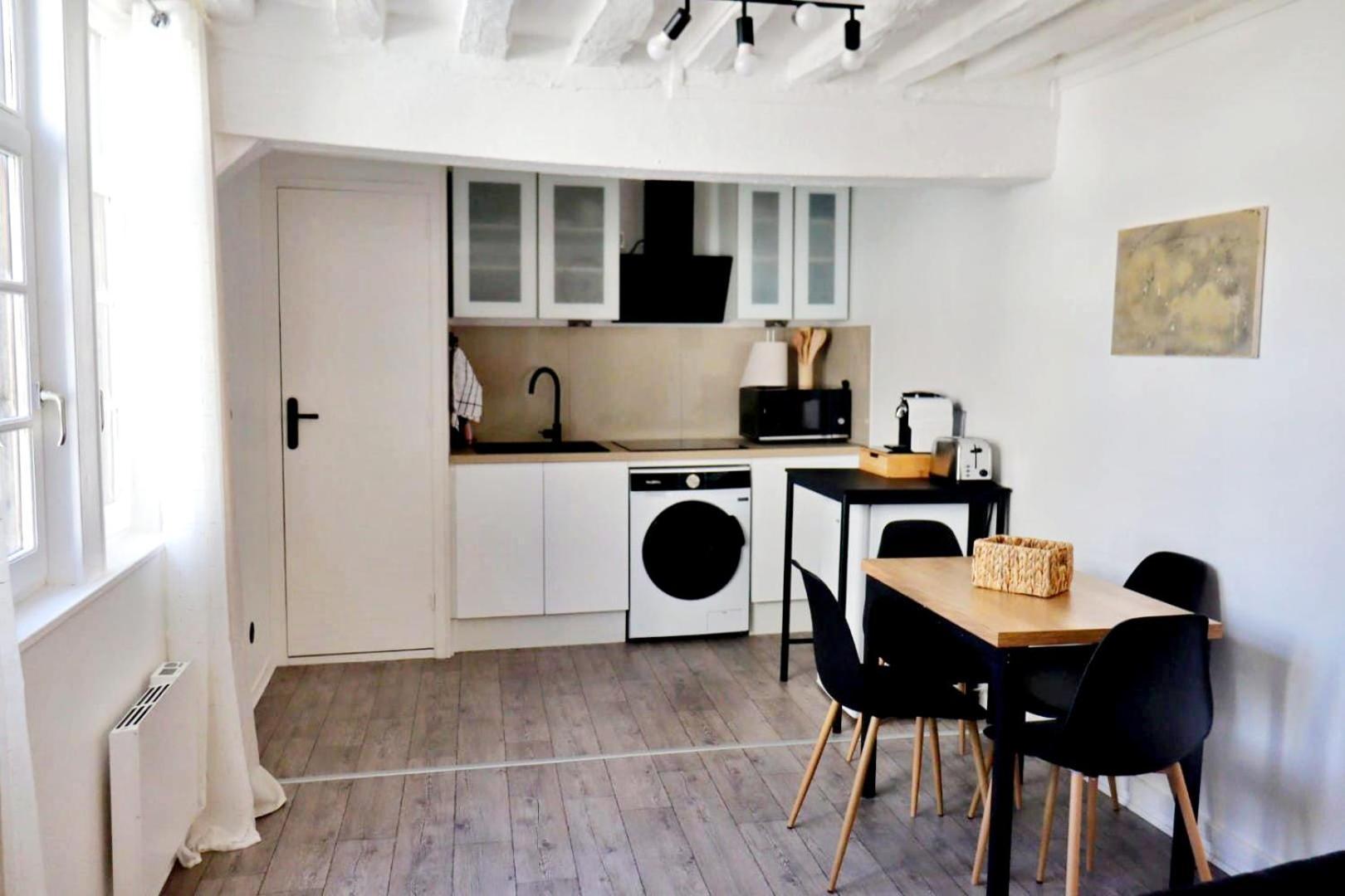 Liz - T2 - Wifi - Queen Size Apartment Rouen